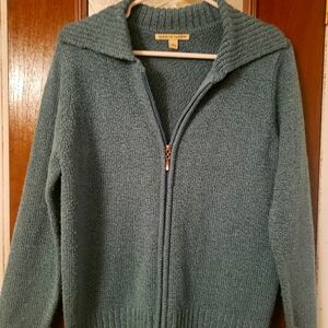 Womans Carolyn  Taylor Sweater